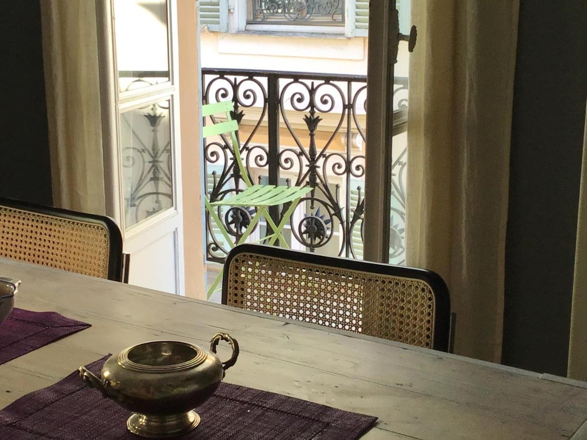 Modern, Traditional , Bright And Stylish Appartement Nice Exteriör bild
